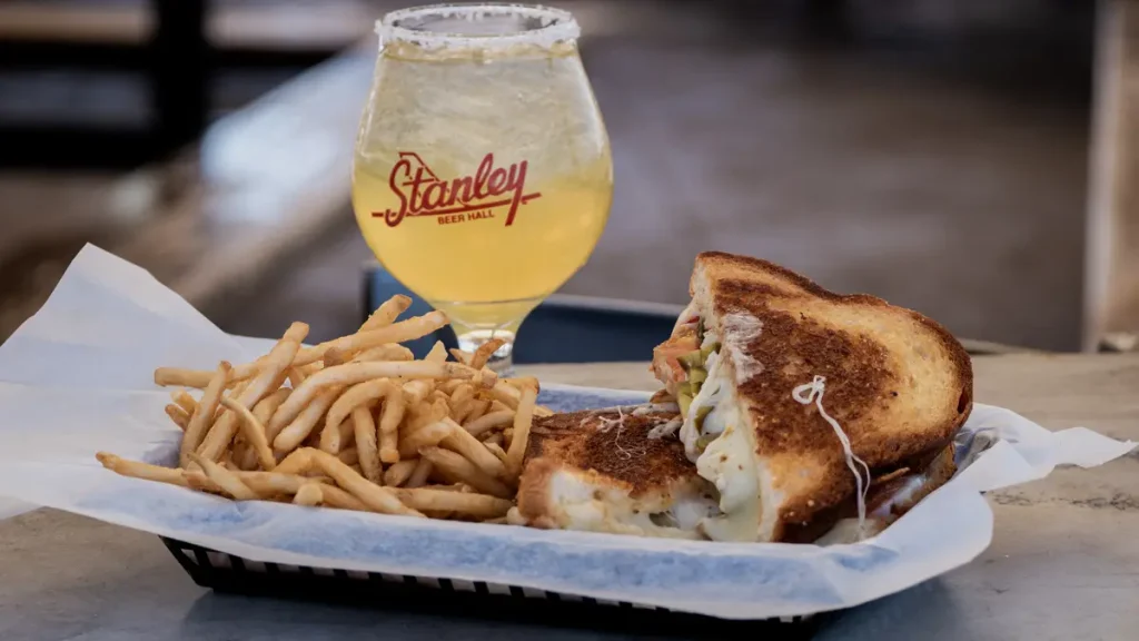 Craft Beer & Comfort Food: Stanley Beer Hall’s Mouthwatering All Day Menu