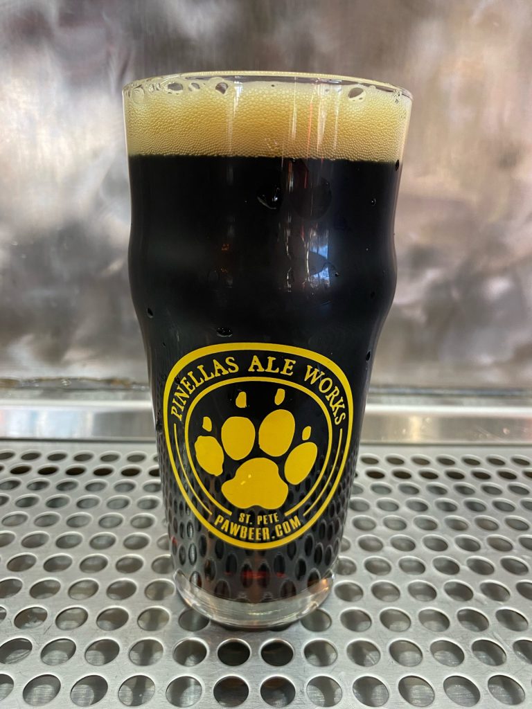 PAW Pub Glass