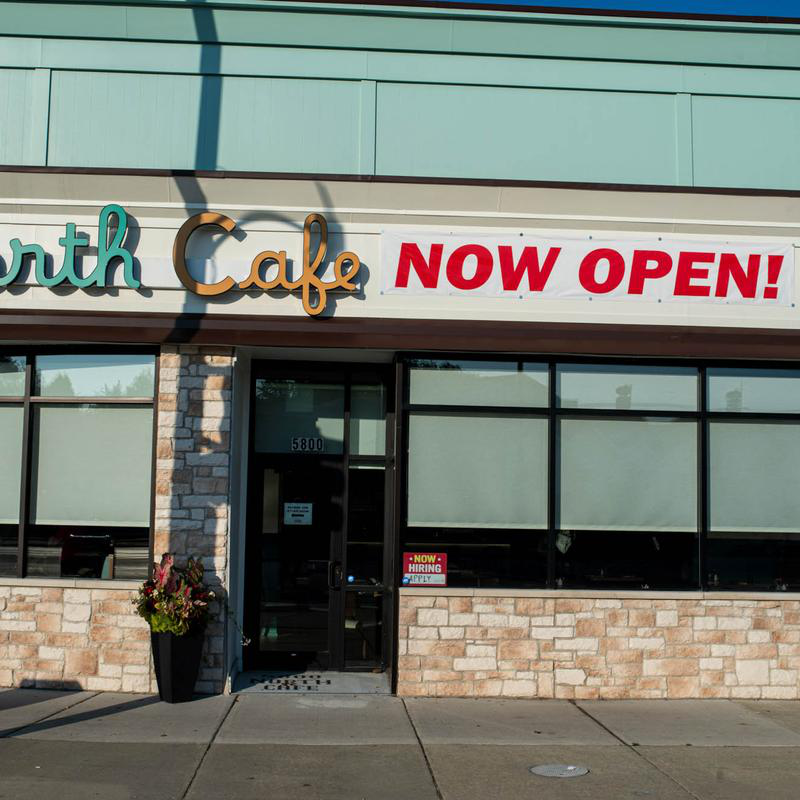 5800 North Café’s exterior