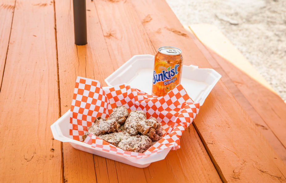 Crispy Flavore Fried Chicken in Austin Foodtruck