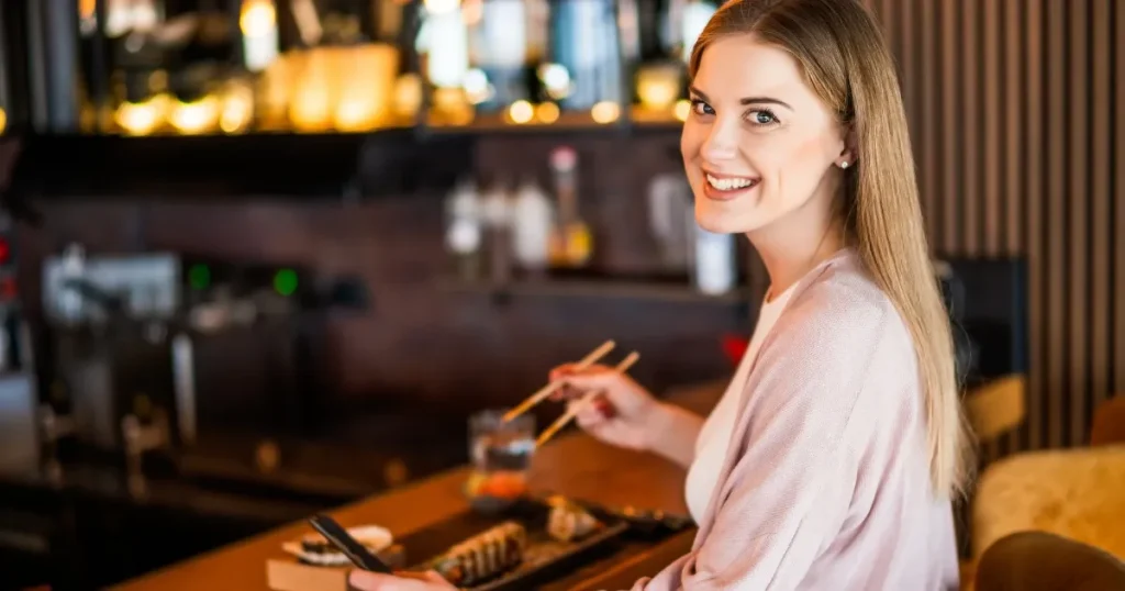 What a Handroll Bar Is (and Why It Tastes Better Fresh)-img1