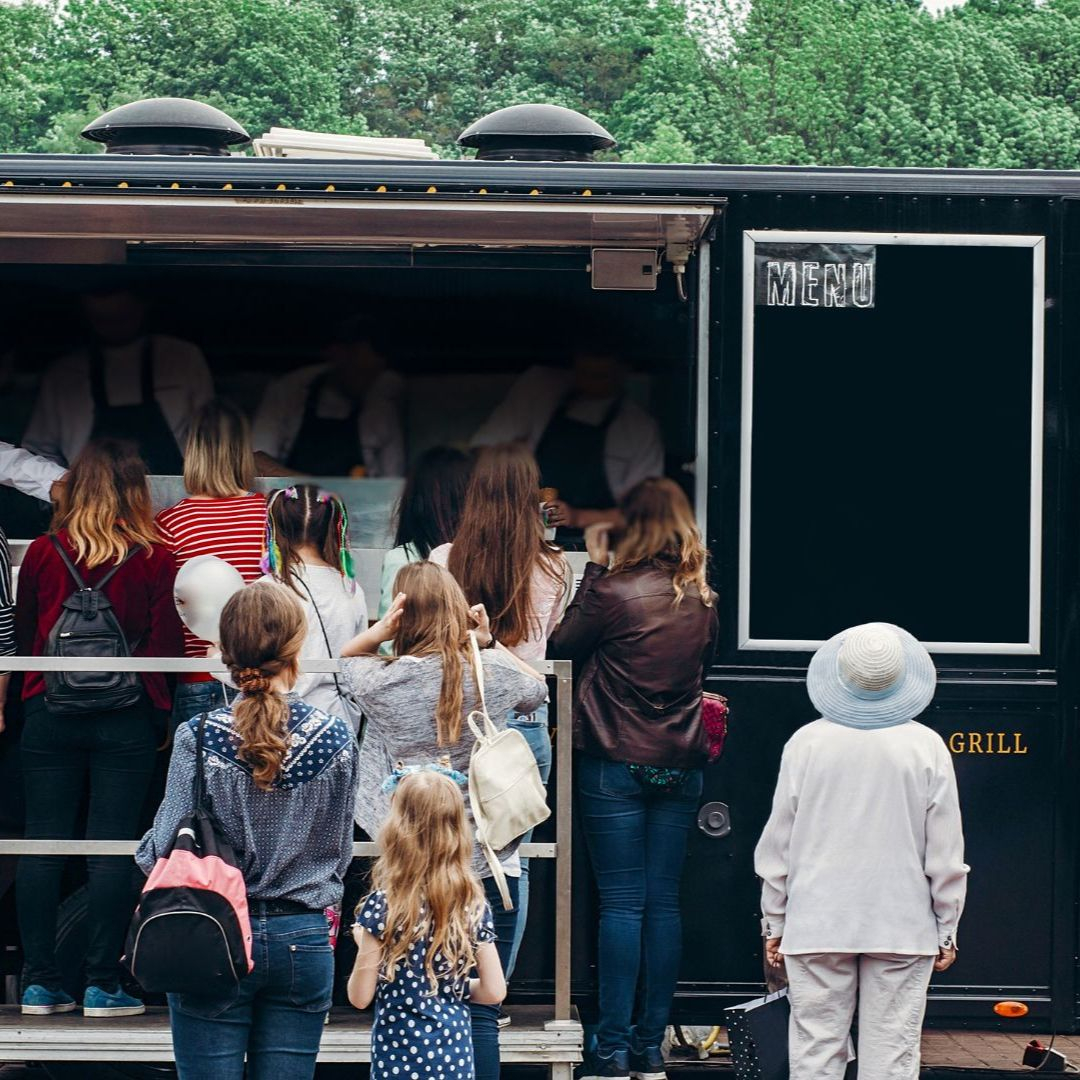 Creating Memorable Events: How Fat Boyz Barbecue’s Food Truck Catering Sets the Stage